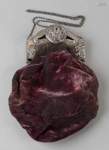 Bag with silver bracket, 833/000, Rectangular Bag handle molded with 2 cartouchen with Figs. In