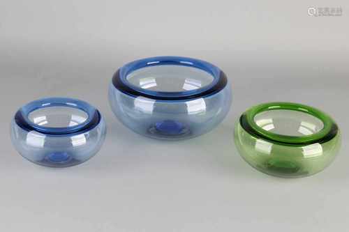 Three Danish Holmegaard glass bowls. By Lütken. Twice blue, green once. 20th century. Size: 14-18