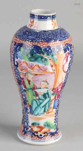 19th Century Chinese porcelain vase Family Rose with figures and floral decoration. Size: 19 x Ø 9