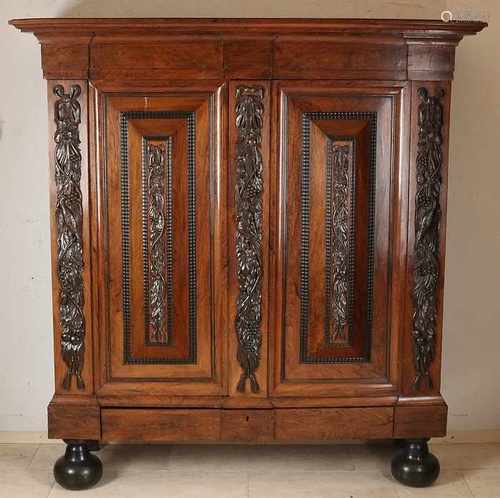 17th - 18th Century Dutch priest rosewood cabinet. Rank Cabinet with pillows. Removable, with drawer