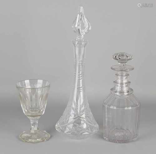 Three times old / antique crystal glass. Comprising: Etched glass in 1844, Castle Warmbrunn in