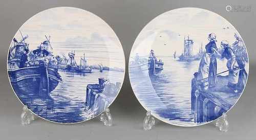 Two antique German Villeroy & Boch dishes for ornamental wall. With Dutch port performance. Circa