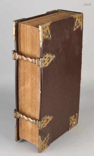 Antique Dutch 17th century restored Statenbijbel by Jacob Keur Dordrecht and Marcus Doornick