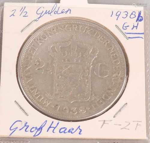 Coin 2.5 Gulden 1938, coarse hair.