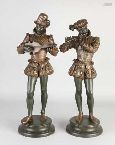 Two heavy antique metal composite images. Musicerende Italian Figures in 17th century costume.