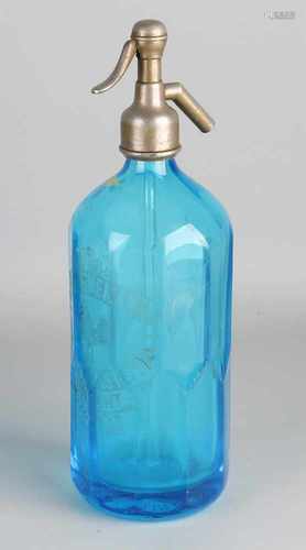 Rare Dutch soda siphon. Firma J. Pieneman Jerusalem Lane Utrecht. Circa 1930. Dimensions: H 33 cm.