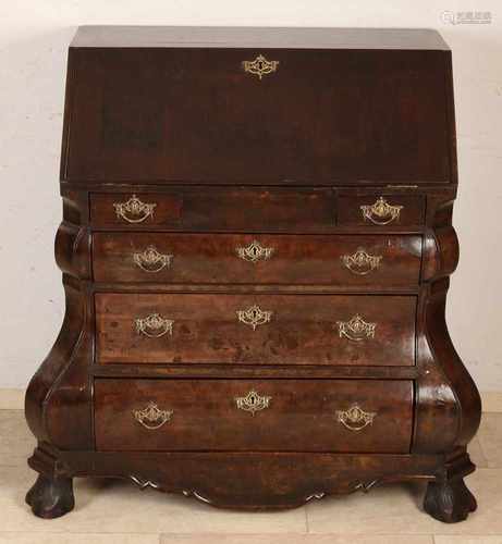 Dutch Baroque walnut desk with curved bronze fittings and beautiful in life. Circa 1800. Dimensions: