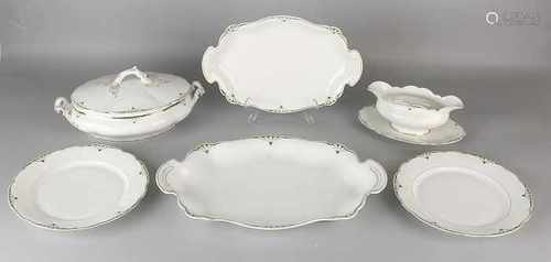 Six volumes antique German porcelain art nouveau. Circa 1915. Comprising: One Sauciere and five