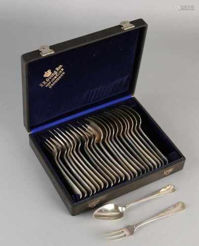 Cassette filled with silver forks 12 and 12, silver spoons, 833/000, model haags lofje. all with
