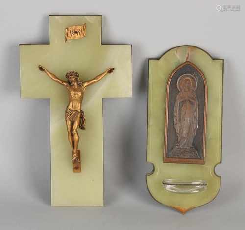 Two parts religious / devotional. Circa 1920. Comprising: Bronze Corpus Christi on alabaster