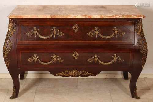 Large Baroque commode in the French style. With marble top and bronze fittings. Louis XV-style.