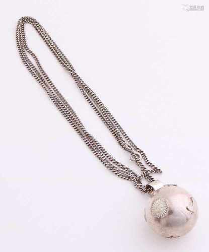 Silver necklace, 800/000, with ball, 925/000. Gourmet long necklace with a tinkelbal them with suns,