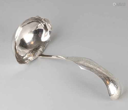 Silver opdienlepel, 833/000, with a rectangular molded tray, and a stem molded both with floral