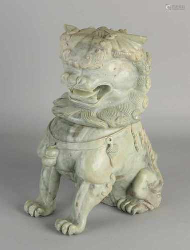 Big old / antique Chinese temple dog jade. Two pieces. With storage inside. Size: 28.5 x 23 x 15 cm.