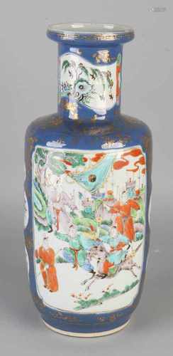 Beautiful 19th century Chinese porcelain Family Rose vase with blue glaze, with warrior / floral and