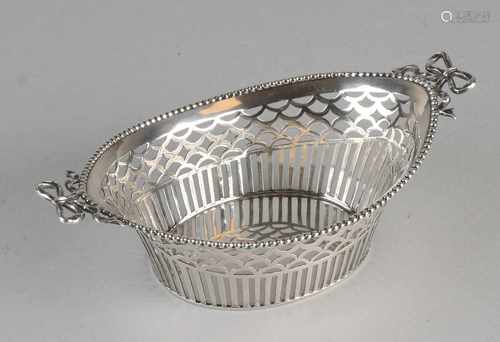 835/000 fine silver bonbon basket. Lace sawn with bars, beaded edge and bow ears. Mr. J.M. Kempen-