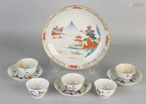 Lot Chinese porcelain (9x). 18th - 19th Century. Consisting of: 1x Rose Family capuchin board,