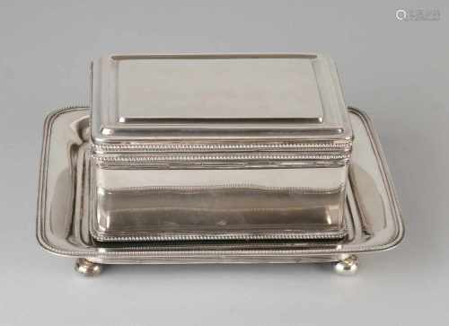 Silver cookie jar with coaster, 833/000, rectangular biscuit box with hinged lid provided with a