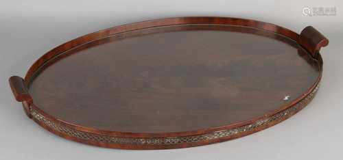 19th Century English mahogany tray. Size: 70 x 42 cm. In good condition.