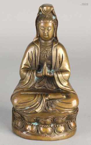 Ancient Chinese Bronze Buddha on lotus. Size: H 18 cm. In good condition.