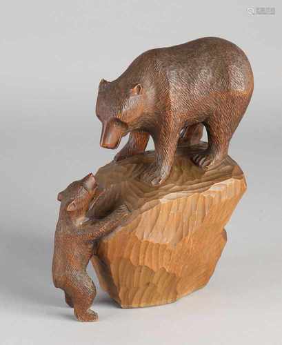 30-ies Finnish timber inserted Fig. Two bears at boulder. Signed Nieminen. Dimensions: 18 cm. In