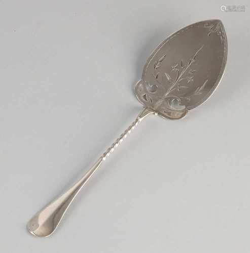 Silver shovel, 833/000, with a partially twisted handle, provided with a pointed scoop decorated