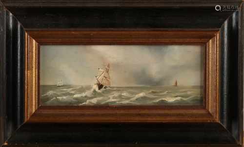 Unsigned. 20th century. Ships at sea. Oil paint on panel. Dimensions: 20,5 cm H x W 7. In good