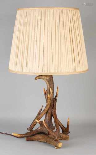 Old deer antler table lamp. 20th century. Size: ø 69 x 40 cm. In good condition.