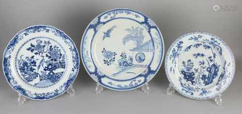 Three great 18th - 19th century Chinese porcelain plates. Divers. One time garden decor with vase,