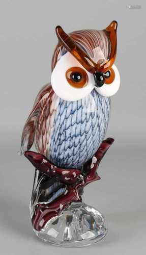 Large glass Murano style owl. Glass fusing. 21st century. Size: H 31 cm. In good condition.