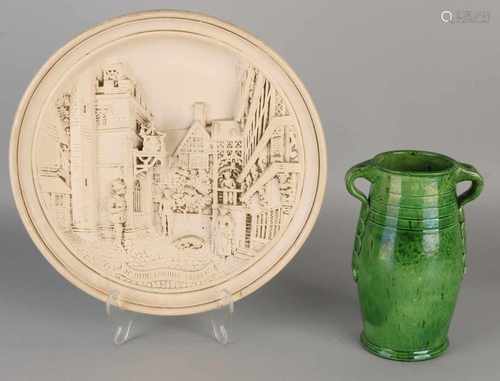 Two parts pottery. Comprising: English terracotta plaque, Olde London street. Circa 1900. Chip +