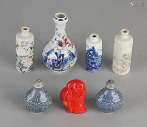 7x China. Comprising: Six various Chinese porcelain vases (among perfume). And one coral Buddha.