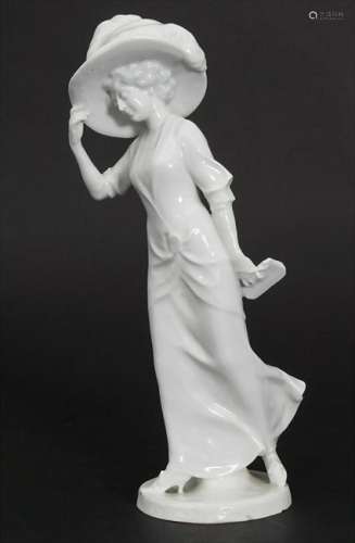 Jugendstil Figur 'Dame mit Handtasche' / A lady with