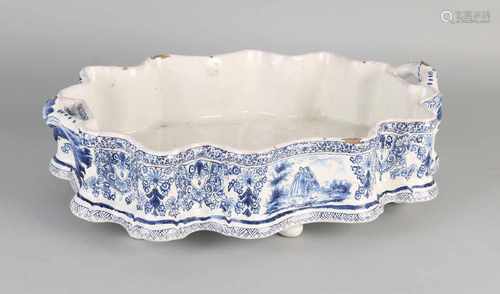 18th Century Delft Fayence fruit bowl with molded rim. Signed A. K. (A. Kruiswijk). With floral /