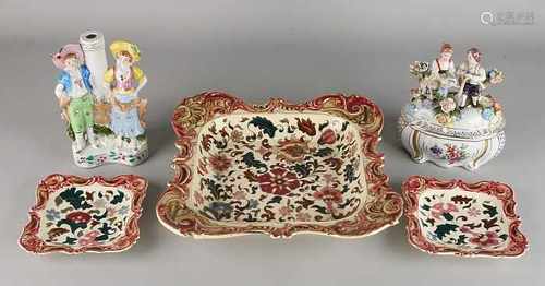 Lot pottery / porcelain. Comprising: Three antique Majolica plates with floral decor. Numbered.