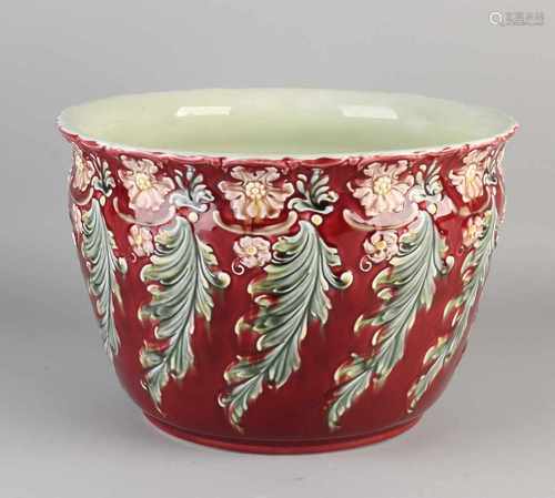 Antique English Majolica flower pot with floral tendrils decor. Letters H.P. 1150. Approximately