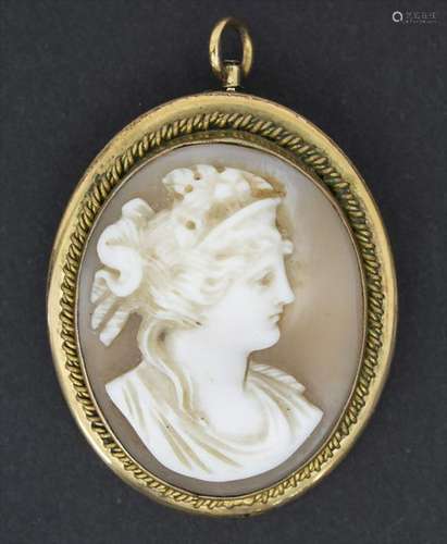 Kamee-Brosche / A cameo brooch, Italien, um 1900