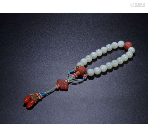 A Chinese Hetian Jade Beads Hand String