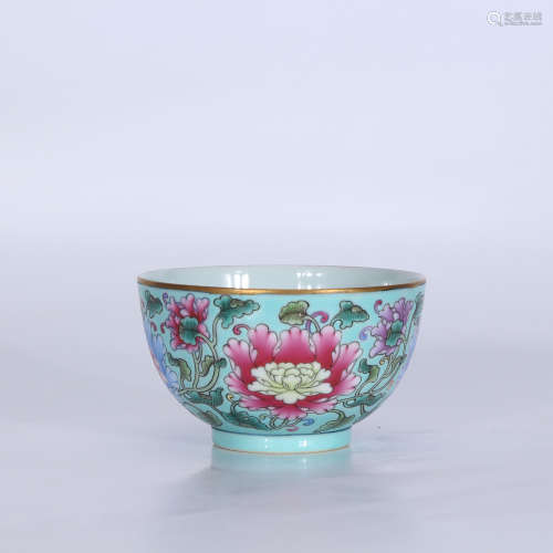 A Chinese Famille Rose Gilded Porcelain Cup