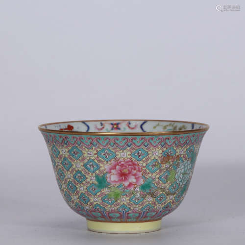A Chinese Floral Porcelain Bowl