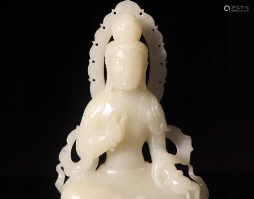 A Chinese Hetian Jade Guanyin Seated Statue