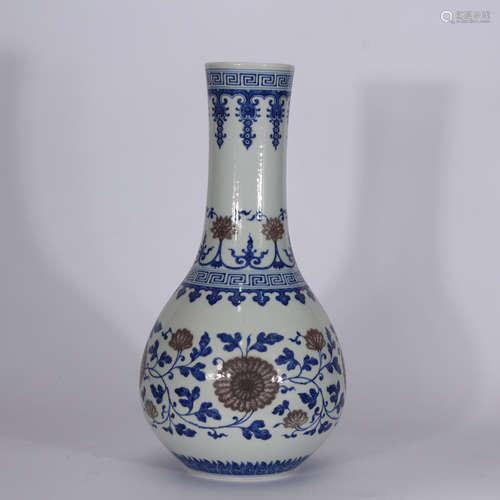 A Chinese Blue and White Glaze Porcelain Vase