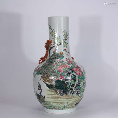 A Chinese Famille Rose Porcelain Vase