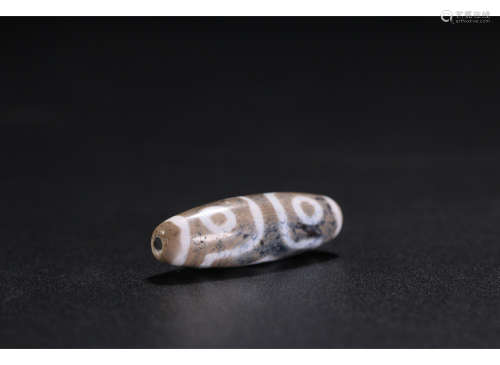 A Chinese Agate Bead