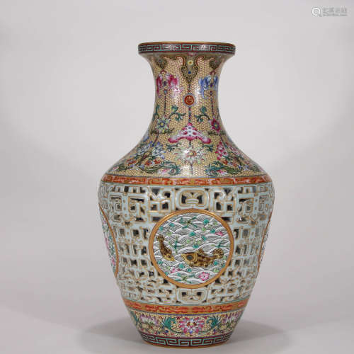 A Chinese Famille Rose Gilded Porcelain Vase