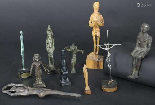 Konvolut Figuren / A set of 10 figures, 20. Jh.