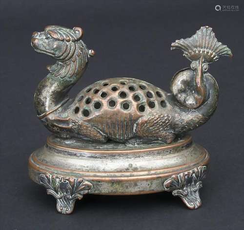 Drache als Hutnadelhalter / A dragon as hatpin holder,