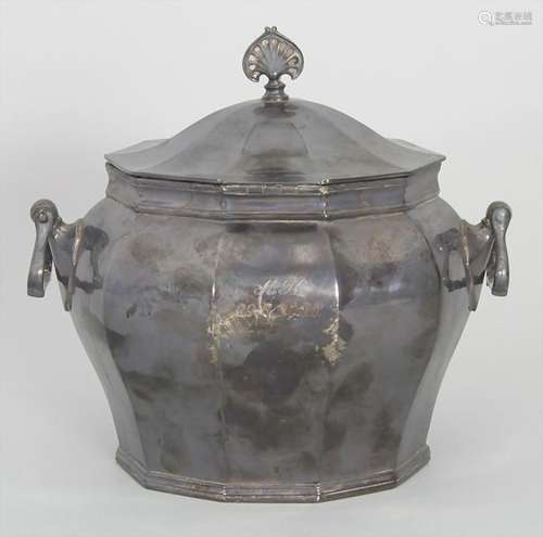 Deckeldose / A lidded silver box, William Hutton &