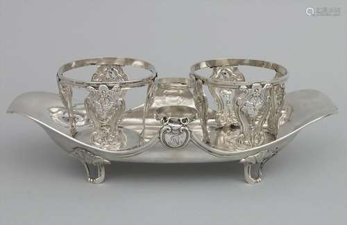 Louis-Seize Huiliere / A silver oil and vinegar cruet