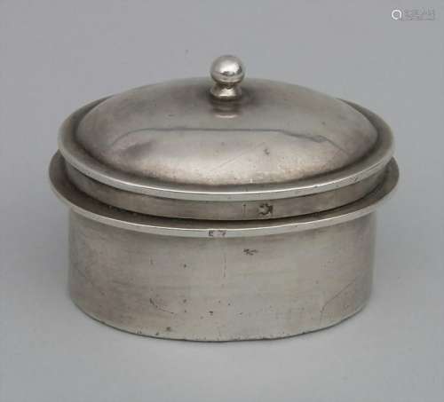Kleine Deckeldose / A lidded silver box, Rennes, um